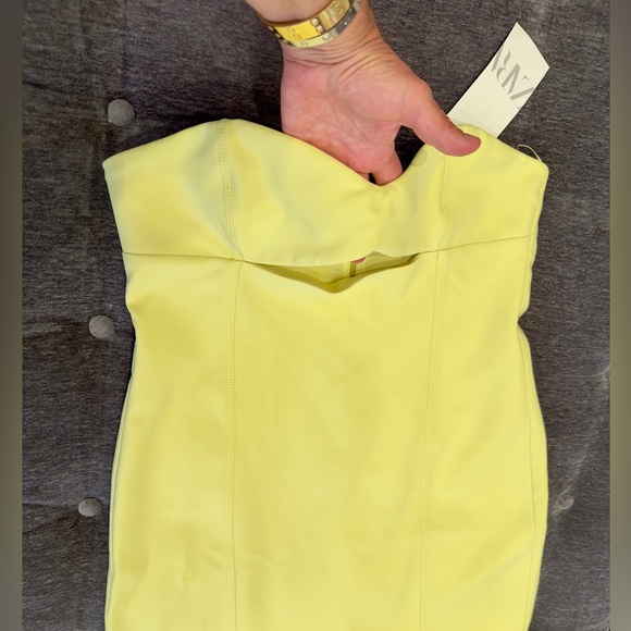 NWT Luxury Spring Summer Party Minimalist Zara Yellow Strapless Cutout Dress - Picture 11 of 12